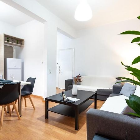 Aelia Apartment Артемида Екстериор снимка