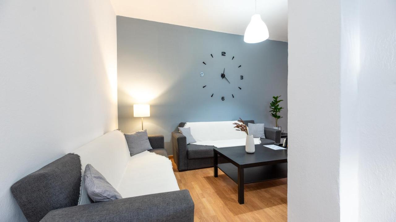 Aelia Apartment Артемида Екстериор снимка