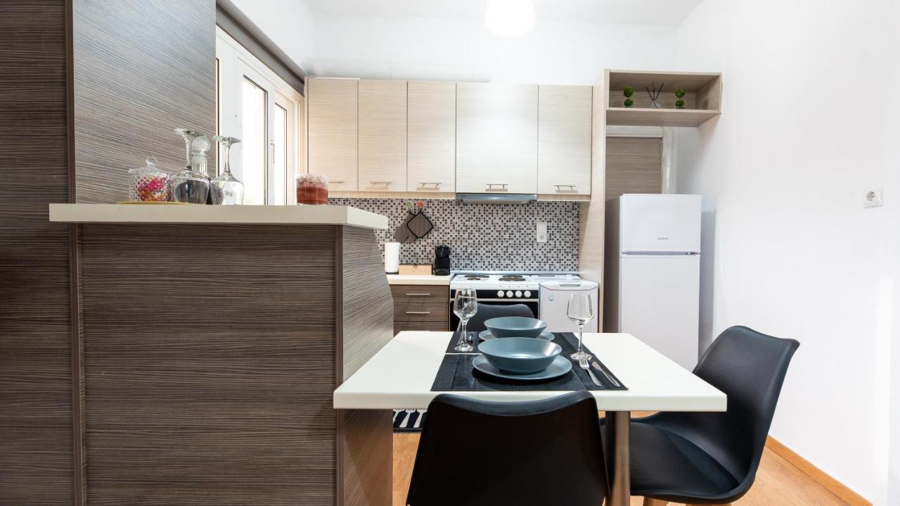 Aelia Apartment Артемида Екстериор снимка