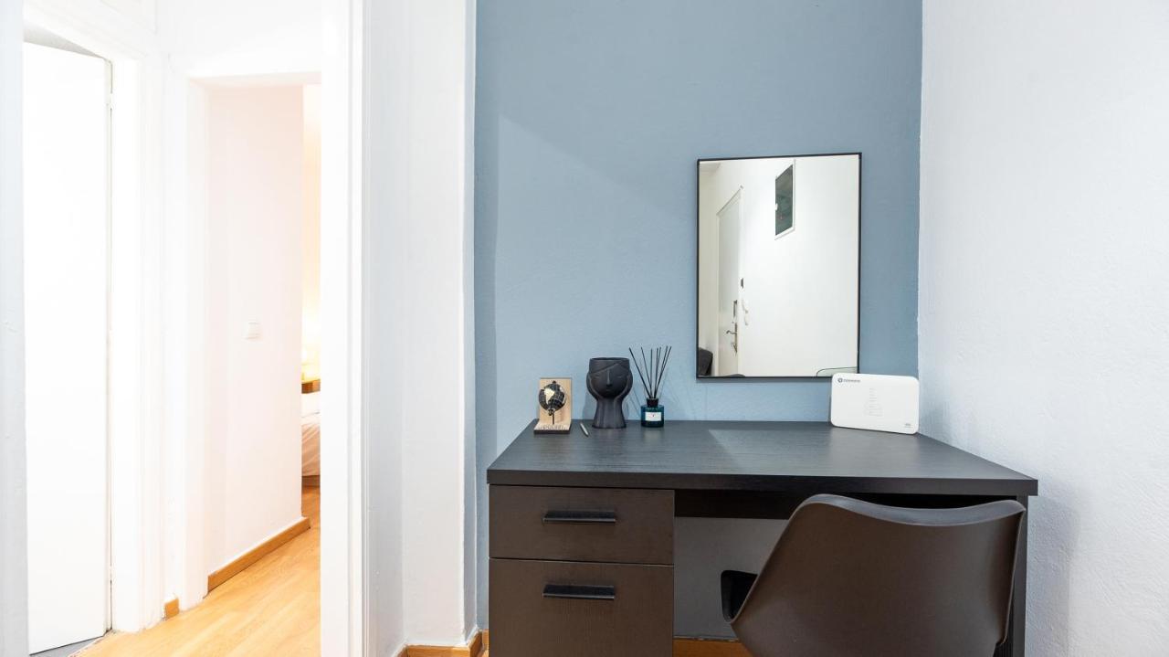 Aelia Apartment Артемида Екстериор снимка